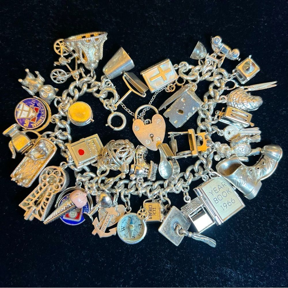 VINTAGE CHARM BRACELET HEART LOCKET TRAVEL 60s 70s STERLING SILVER 925 124G EVC